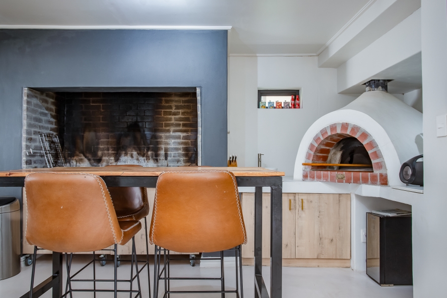 4 Bedroom Property for Sale in Vrykyk Western Cape